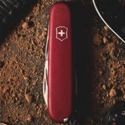 Victorinox Compact - Red 11 Victorinox Compact - Red -Campsite equipment 1.3405 3 600x600 6a6c1461 44e1 4ad8 bbf3 755c08700490