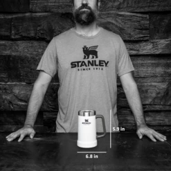 Stanley Adventure Big Grip Beer Stein 24oz -Campsite equipment 10 02874 1