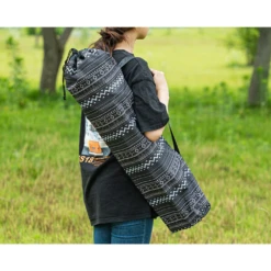 KZM New Hug Chair Black -Campsite equipment 13 0a00a17a 9fa7 4854 99c2 b03ae7edf5a9