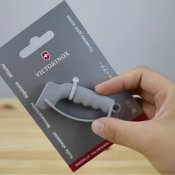 Victorinox Sharpy Sharpener - Small -Campsite equipment 7.8714 4 600x600 f9e5e61d 3876 4bb9 b0b3 eb7bf44d083c