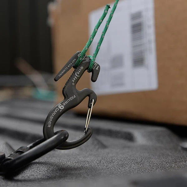 Nite Ize Figure 9® Carabiner Rope Tightener - Small - 2 Pack With Rope - Black 7 Nite Ize Figure 9® Carabiner Rope Tightener - Small - 2 Pack With Rope - Black - Image 5