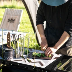 KZM Iron Mesh Cabinet Kitchen Table II -Campsite equipment K9T3U004 6 600x600 e22bfb08 1652 4a6a a2c2 f0fc42dc441f