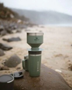 Stanley Classic Pour Over Hammertone Green -Campsite equipment Web LIfestyle CarCamp 1800x1800 600x600 d0a75577 7123 47c9 9d97 f7bfc84a3f10